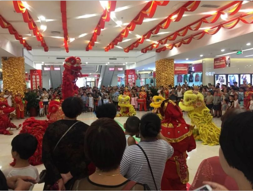 大红门去哪儿?产业转移探访 “北京服装早市”花开石家庄